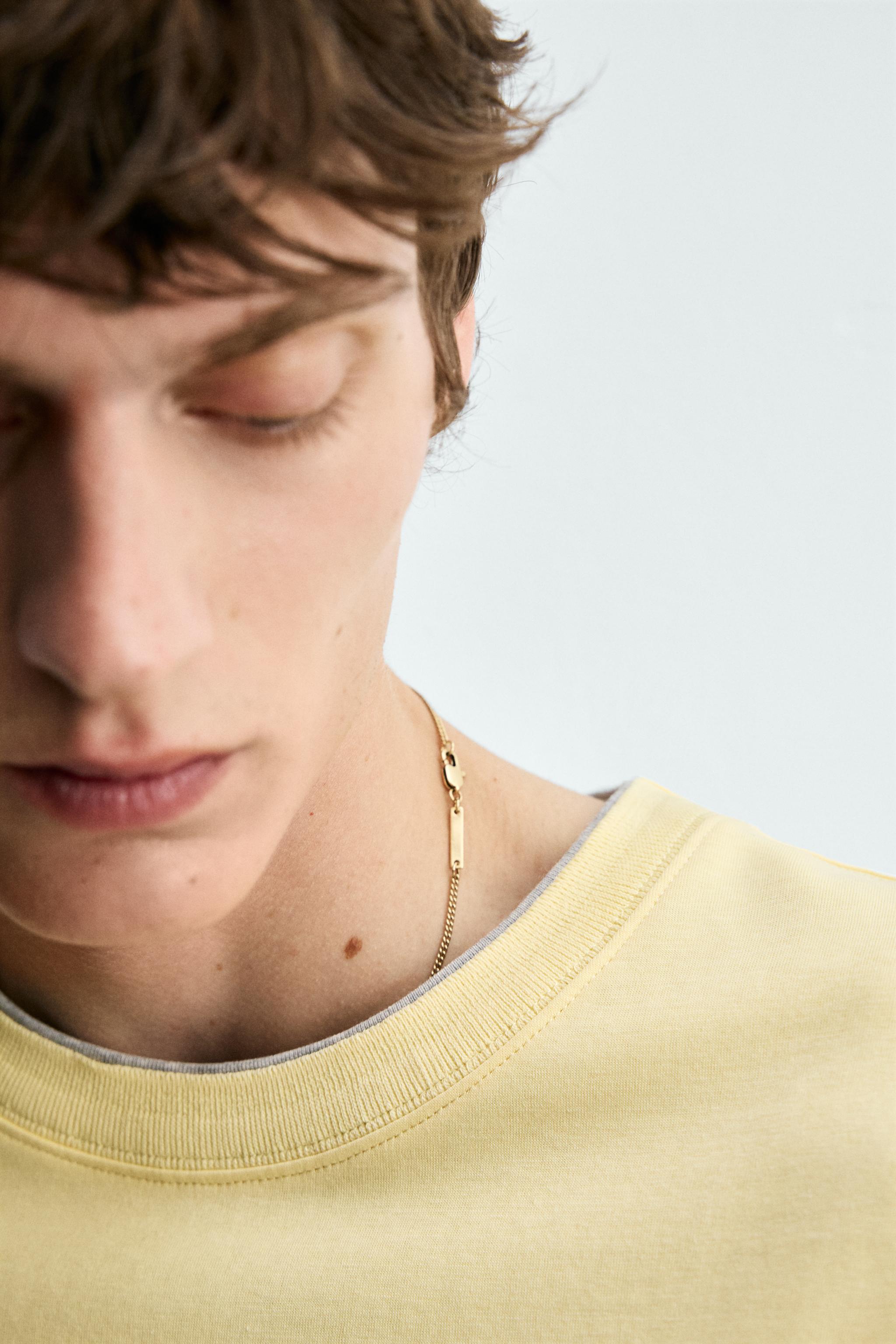 CONTRAST DOUBLE TRIM T-SHIRT